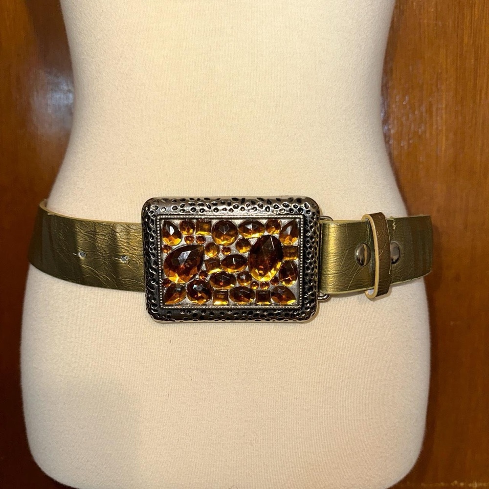Vintage Gold Belt with Jeweled Buckle - Picture 2 of 5